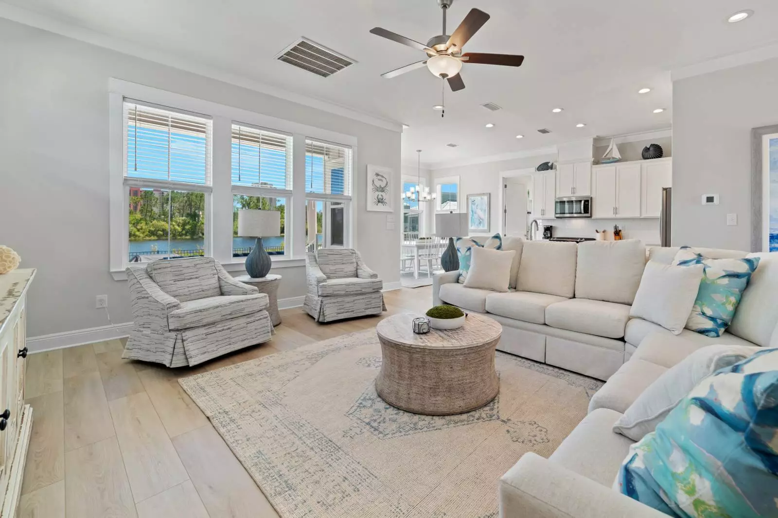 vacation rental living room