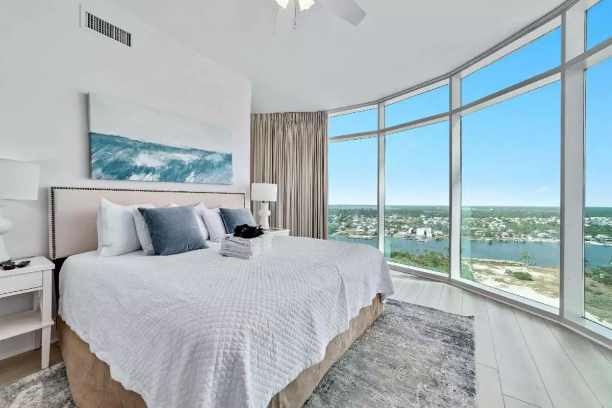 turquoise_place_2001d14.1741277316