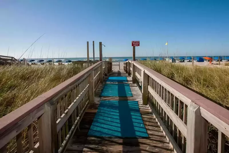 Crystal Shores West 605