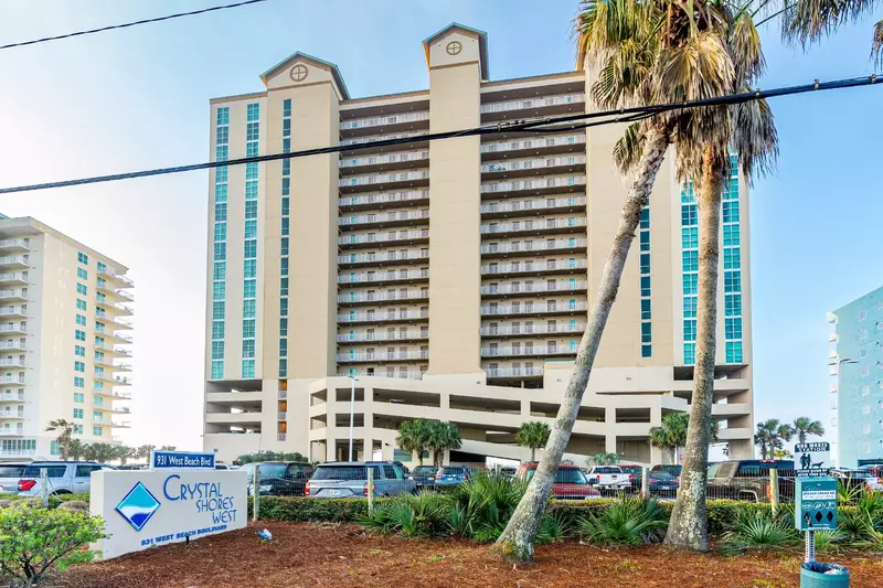 Crystal Shores West 605