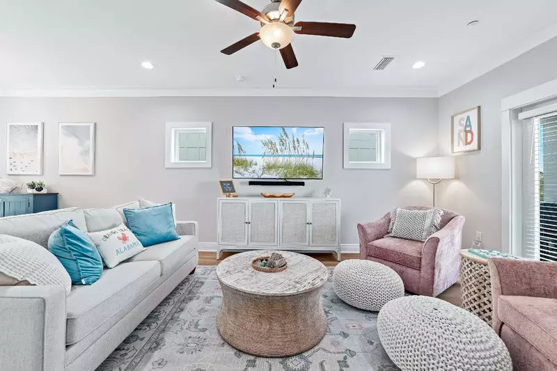 Saltwater Escape in Summer Salt