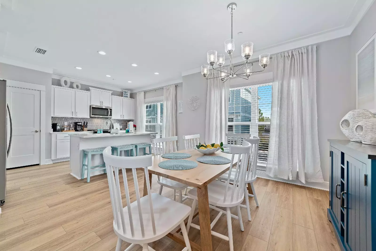 Saltwater Escape in Summer Salt