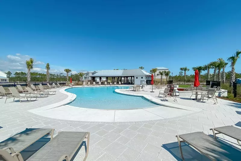 Saltwater Escape in Summer Salt