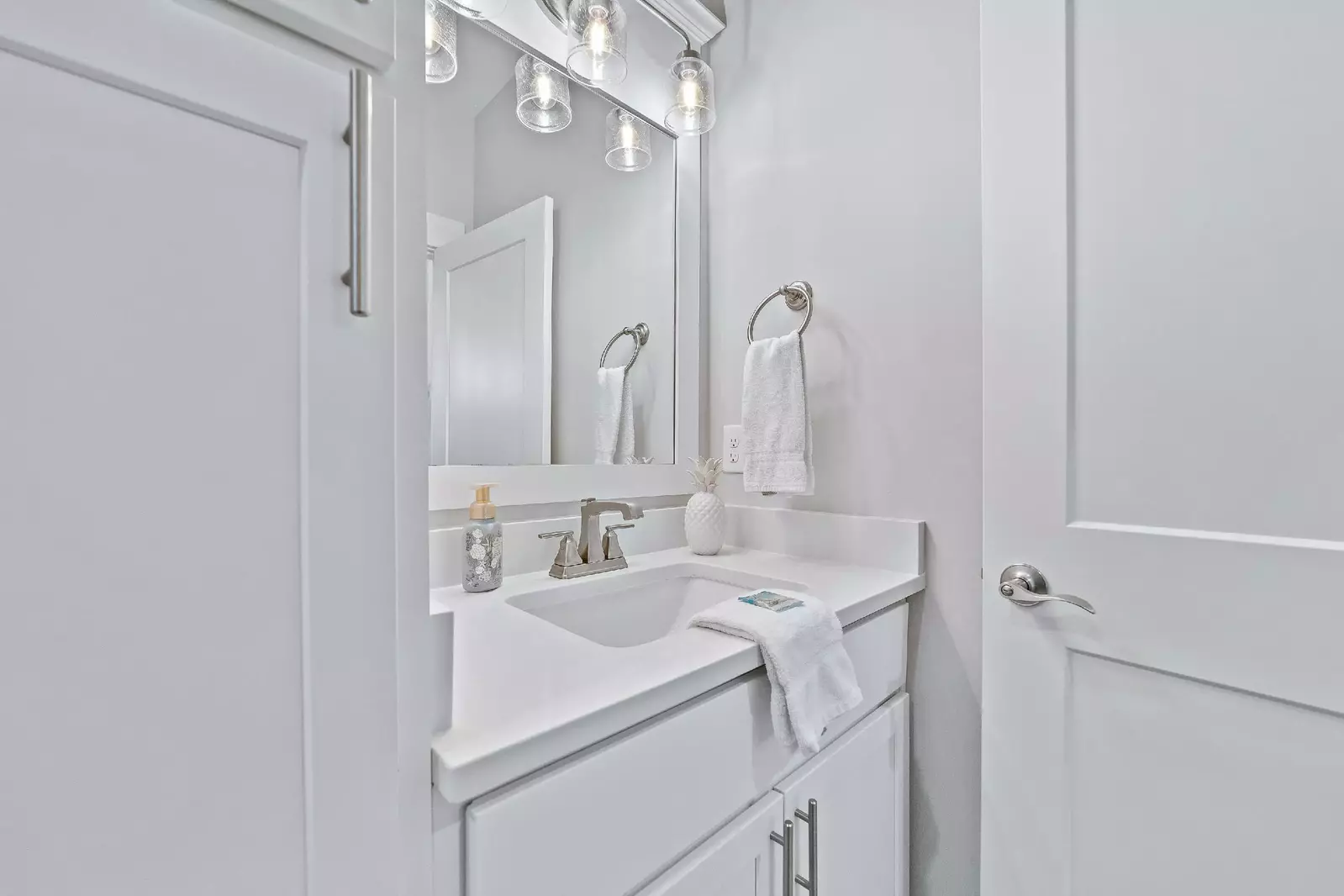 Saltwater Escape in Summer Salt