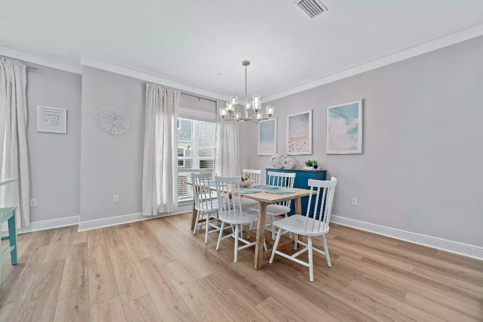 Saltwater Escape in Summer Salt