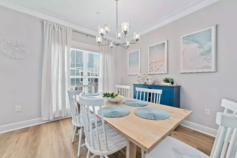 Saltwater Escape in Summer Salt