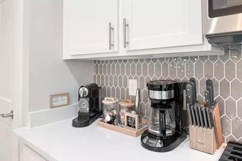 Saltwater Escape in Summer Salt