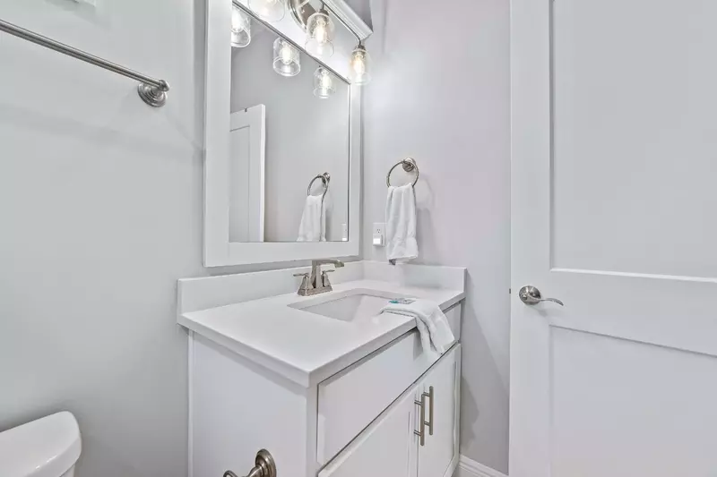 Saltwater Escape in Summer Salt