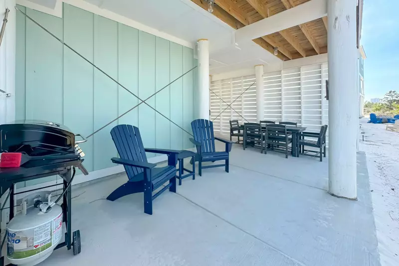 Saltwater Escape in Summer Salt