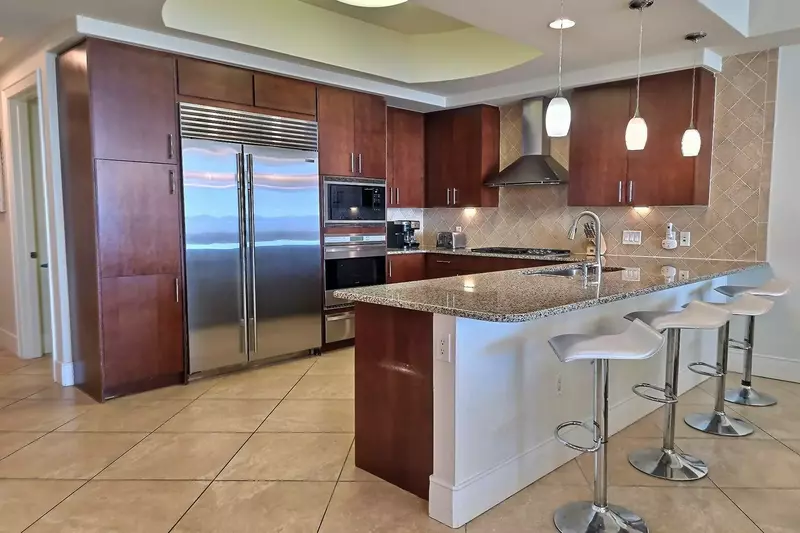 Turquoise Place C1507