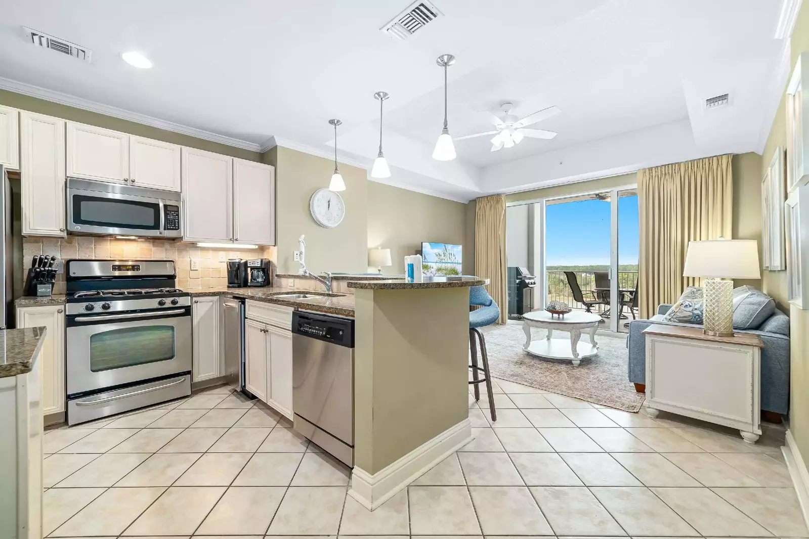 Levins Bend at The Wharf 611