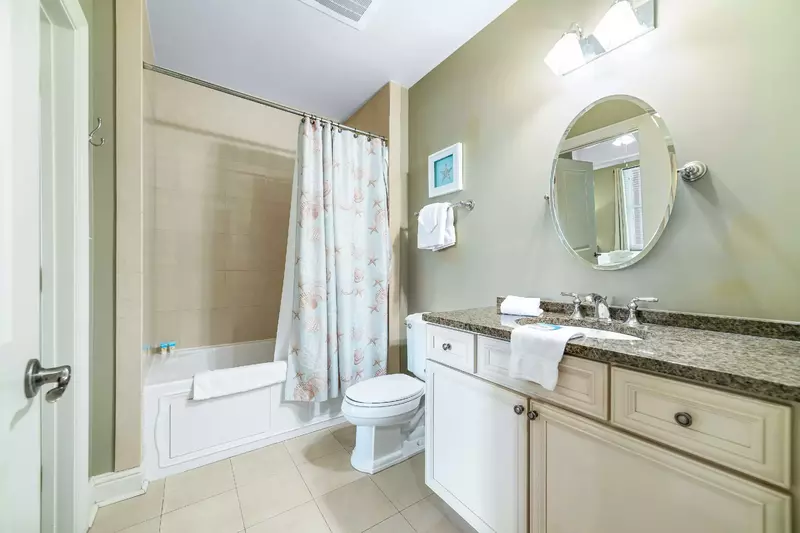 Levins Bend at The Wharf 611