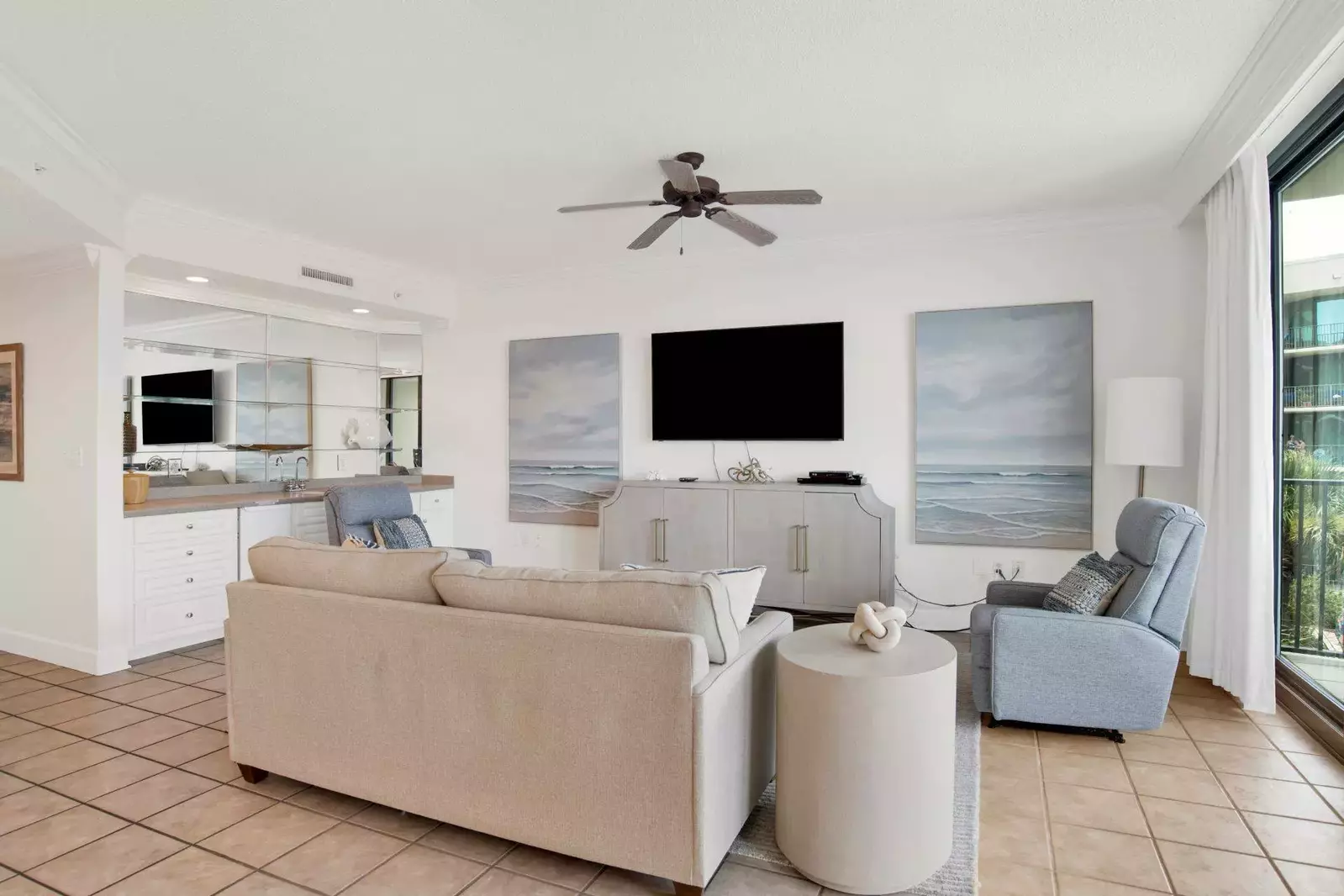 Phoenix on the Bay 1-1312