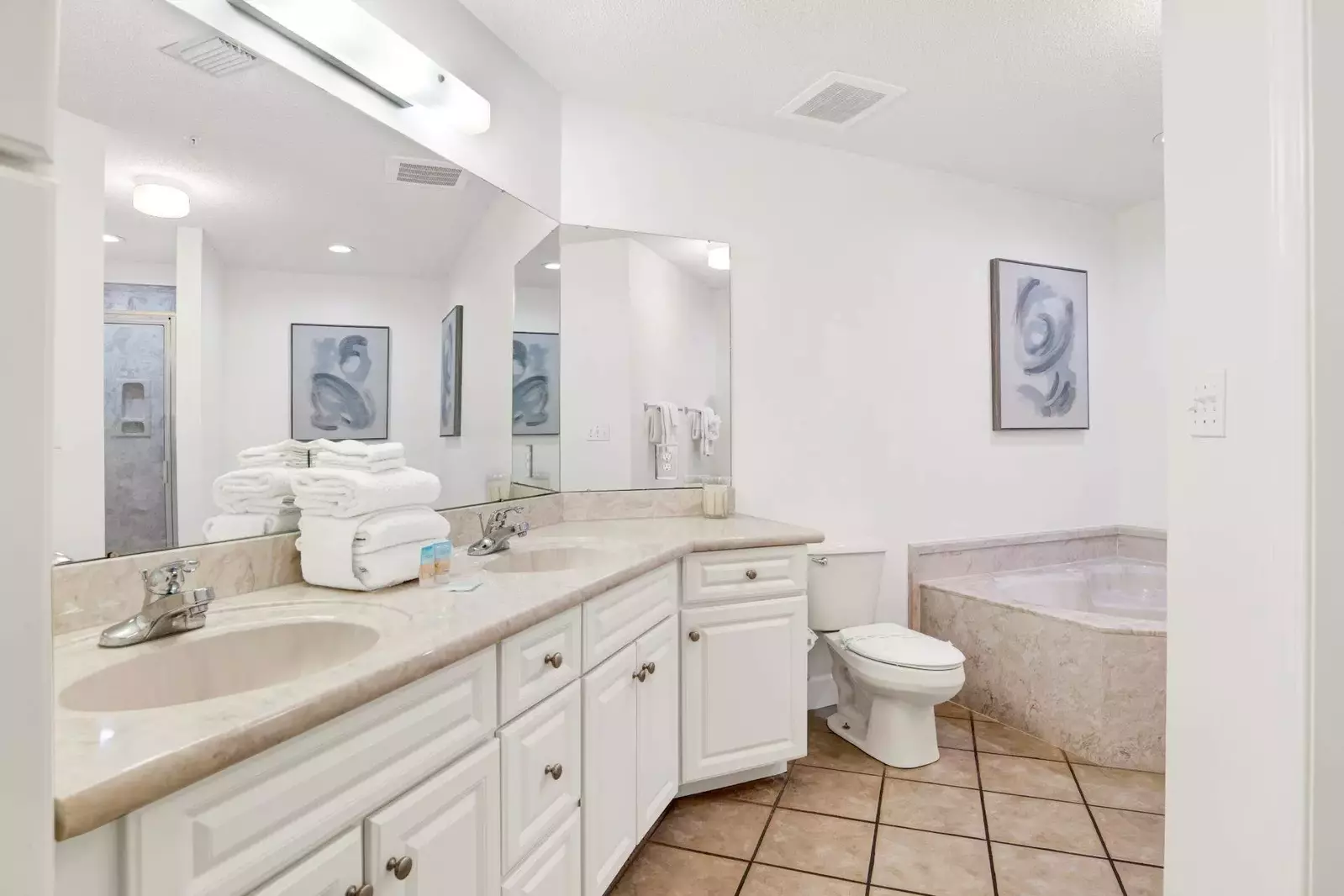 Phoenix on the Bay 1-1312