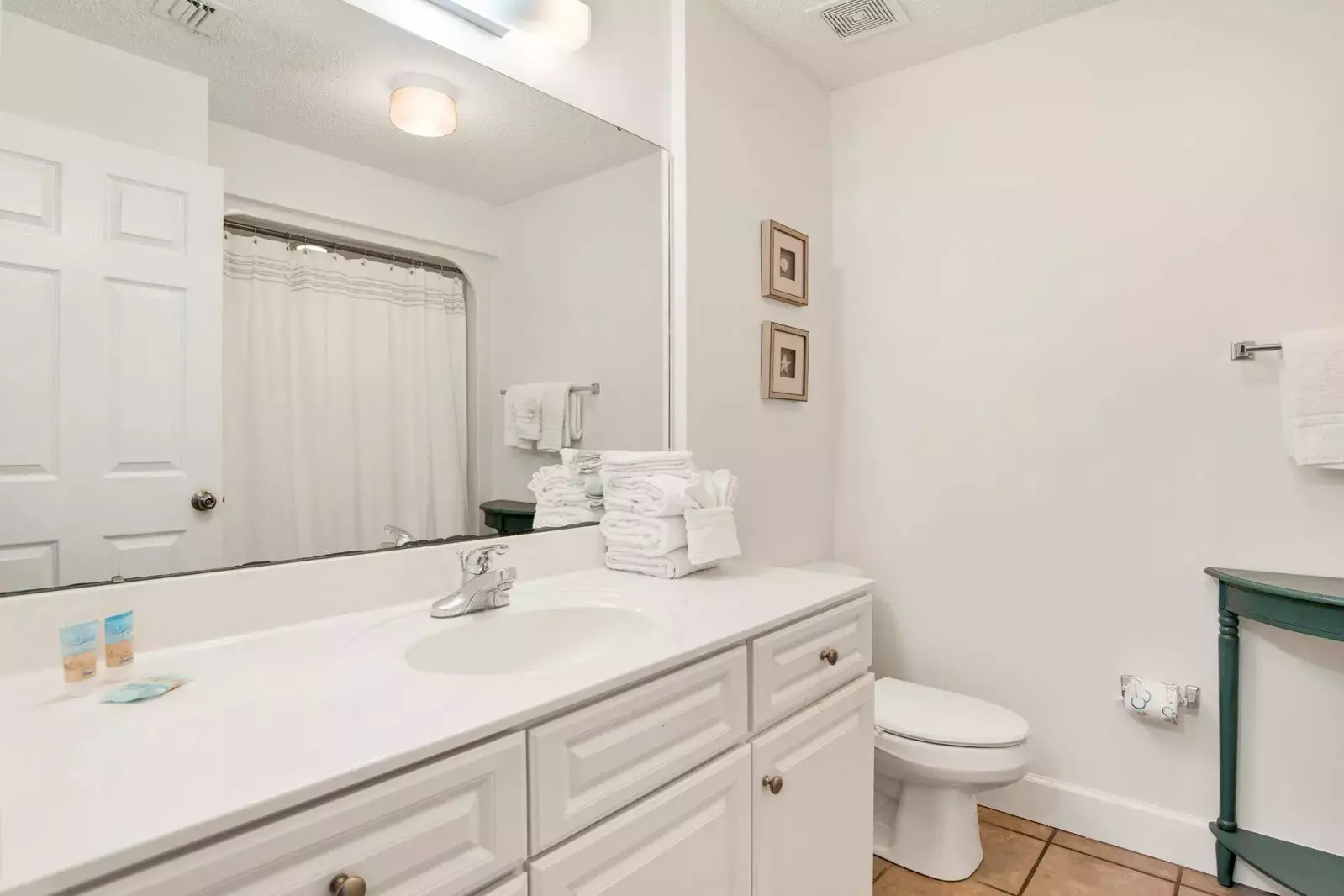 Phoenix on the Bay 1-1312