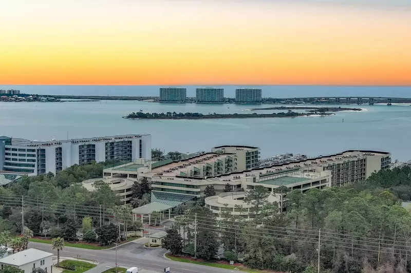 Phoenix on the Bay 1-1312