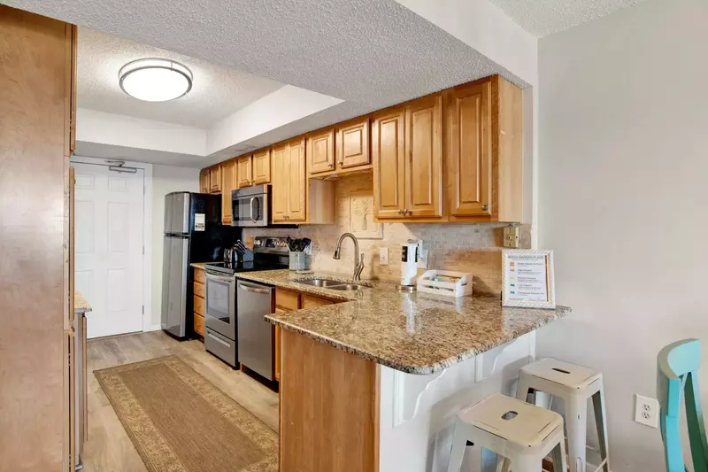 Surfside Shores 2902