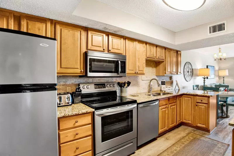 Surfside Shores 2902