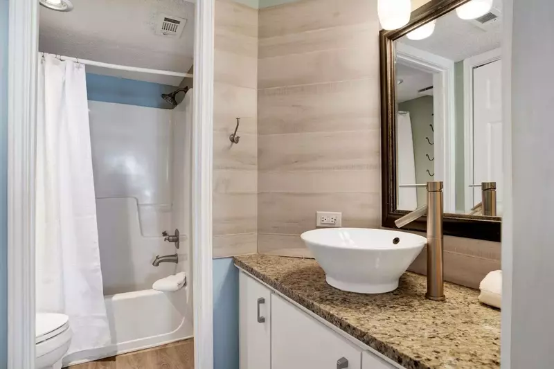 Surfside Shores 2902