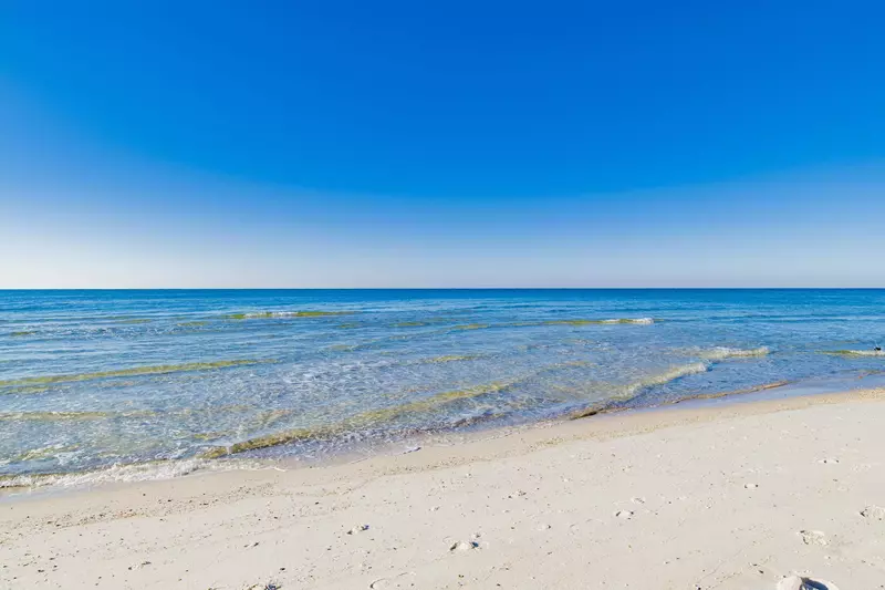 Surfside Shores 2902