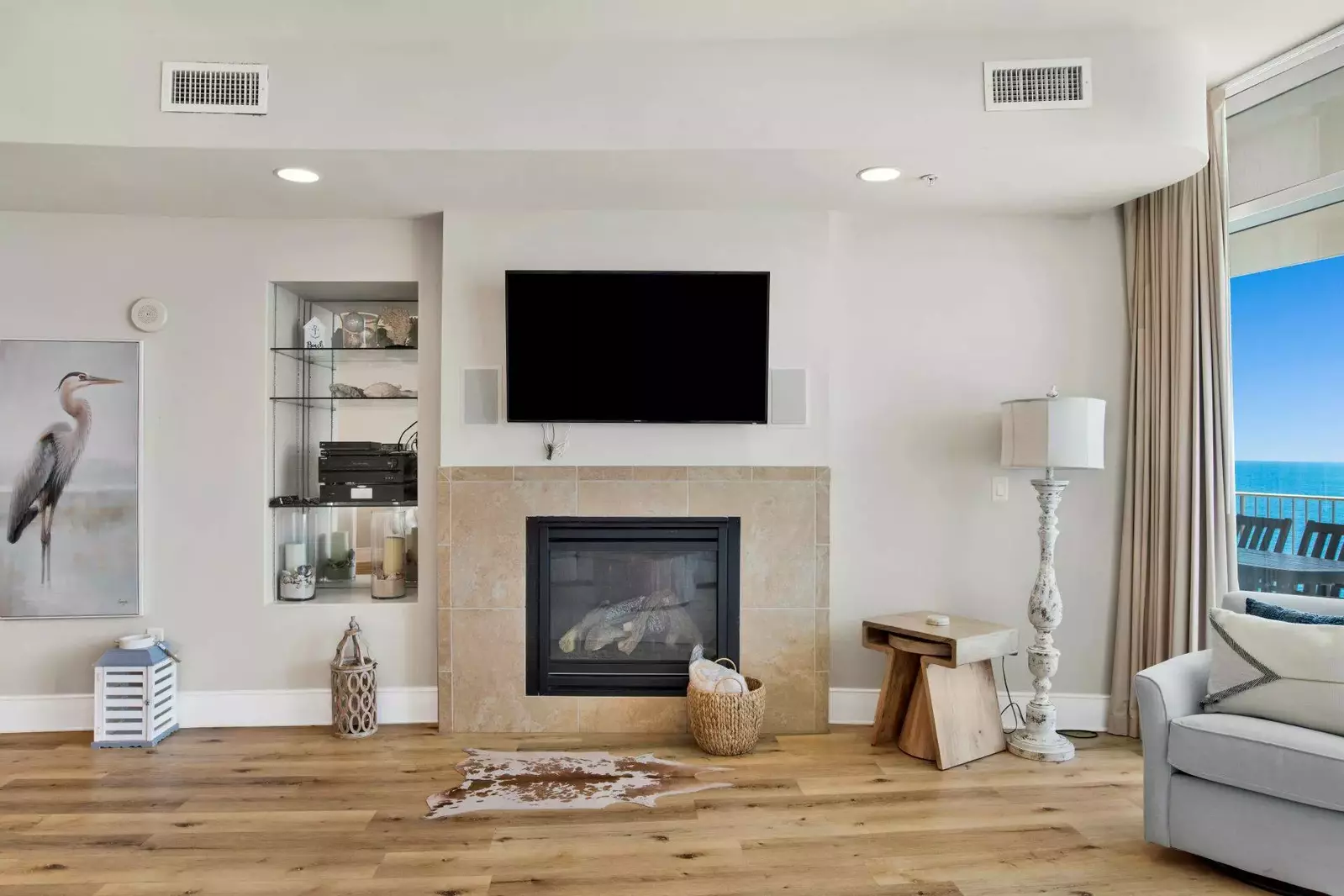 Turquoise Place C1308