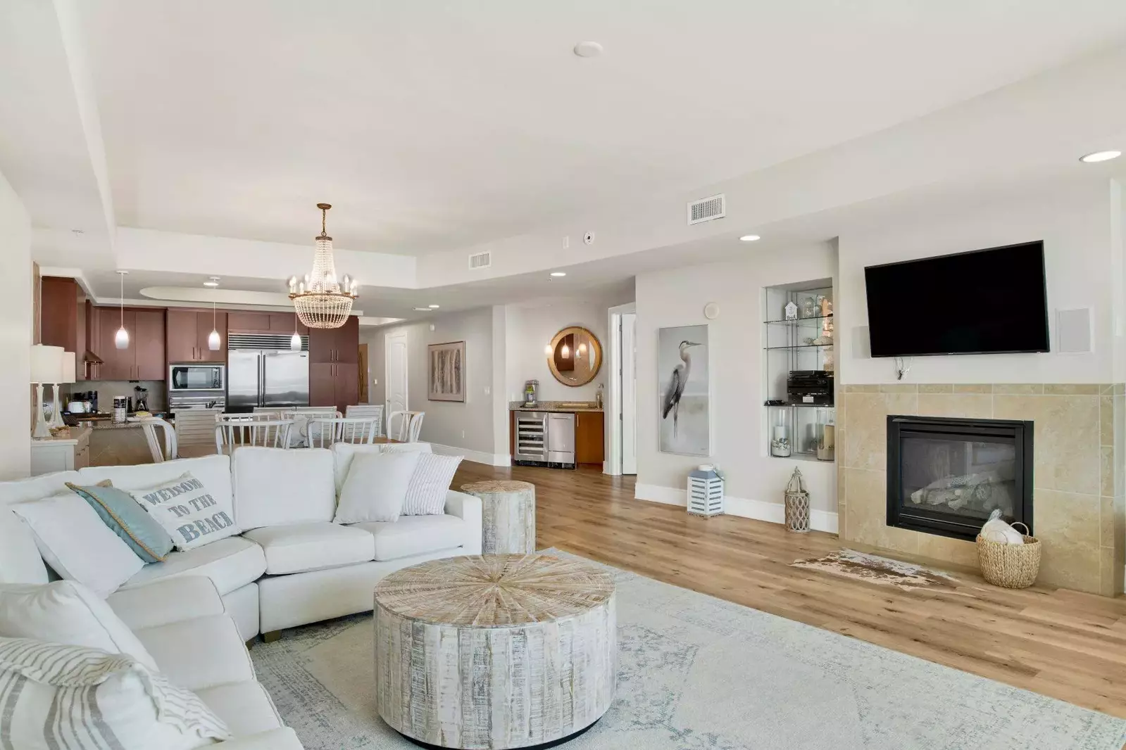 Turquoise Place C1308