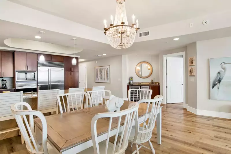 Turquoise Place C1308