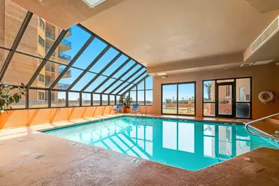 Four Seasons 904W