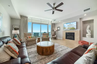 Turquoise Place C2007