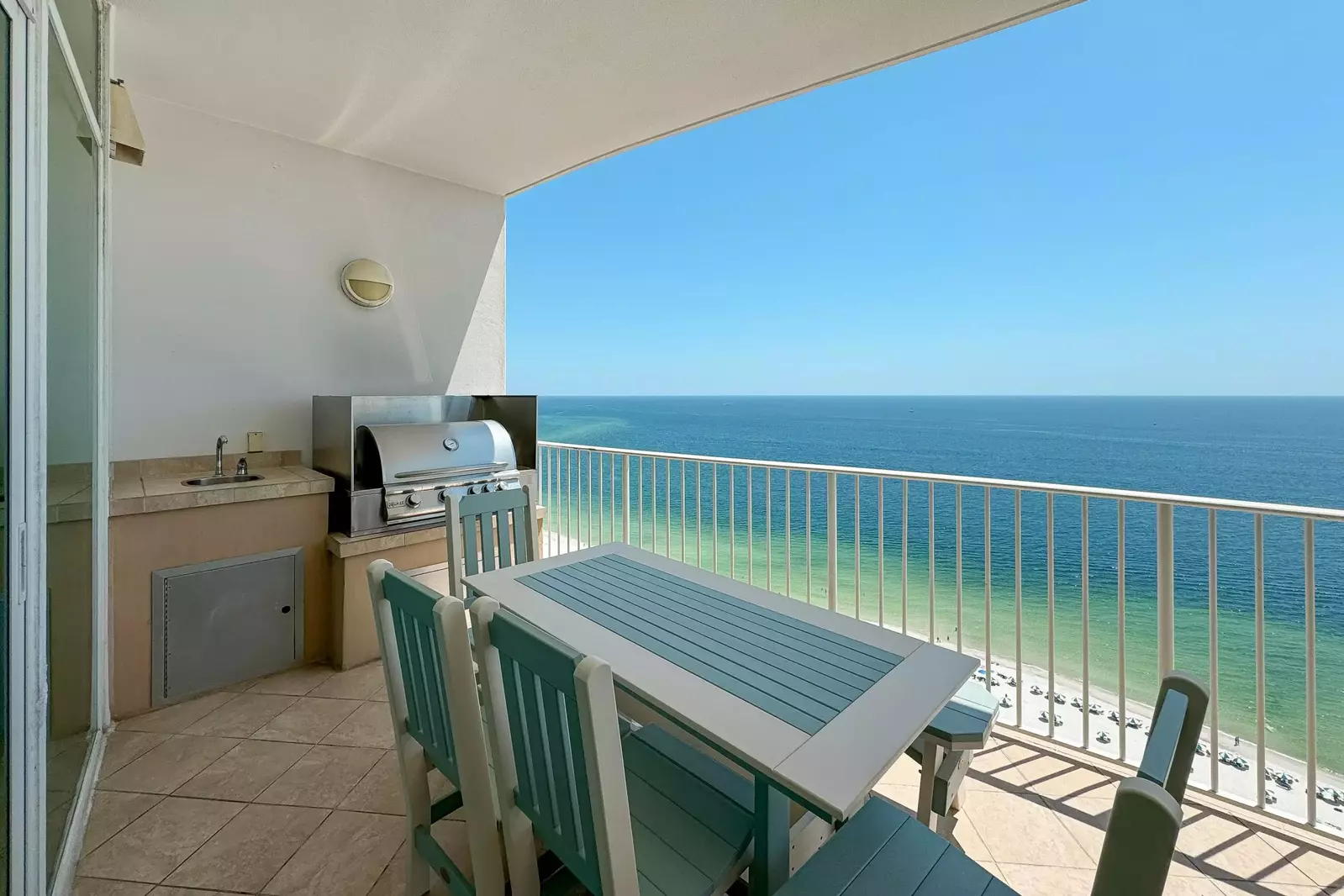 Turquoise Place C2007