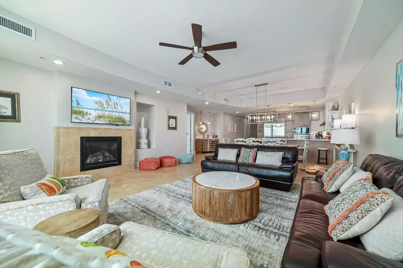 Turquoise Place C2007