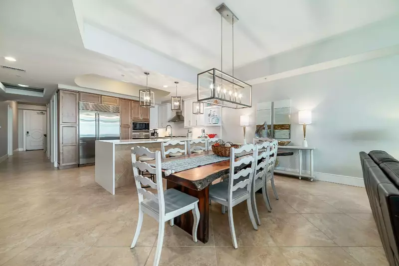 Turquoise Place C2007