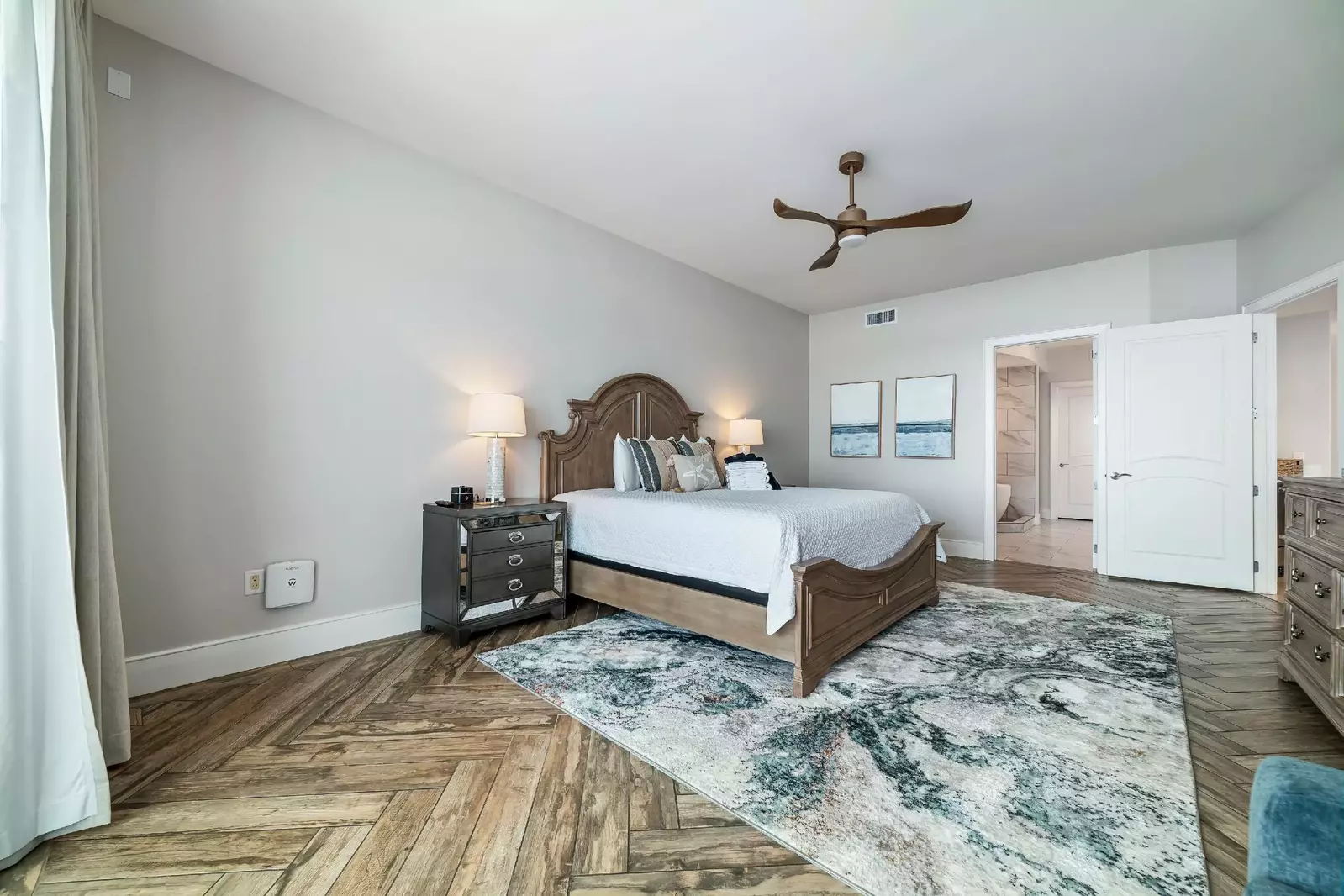 Turquoise Place C2007