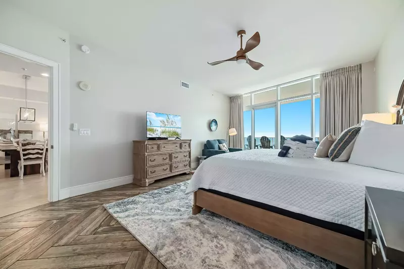 Turquoise Place C2007