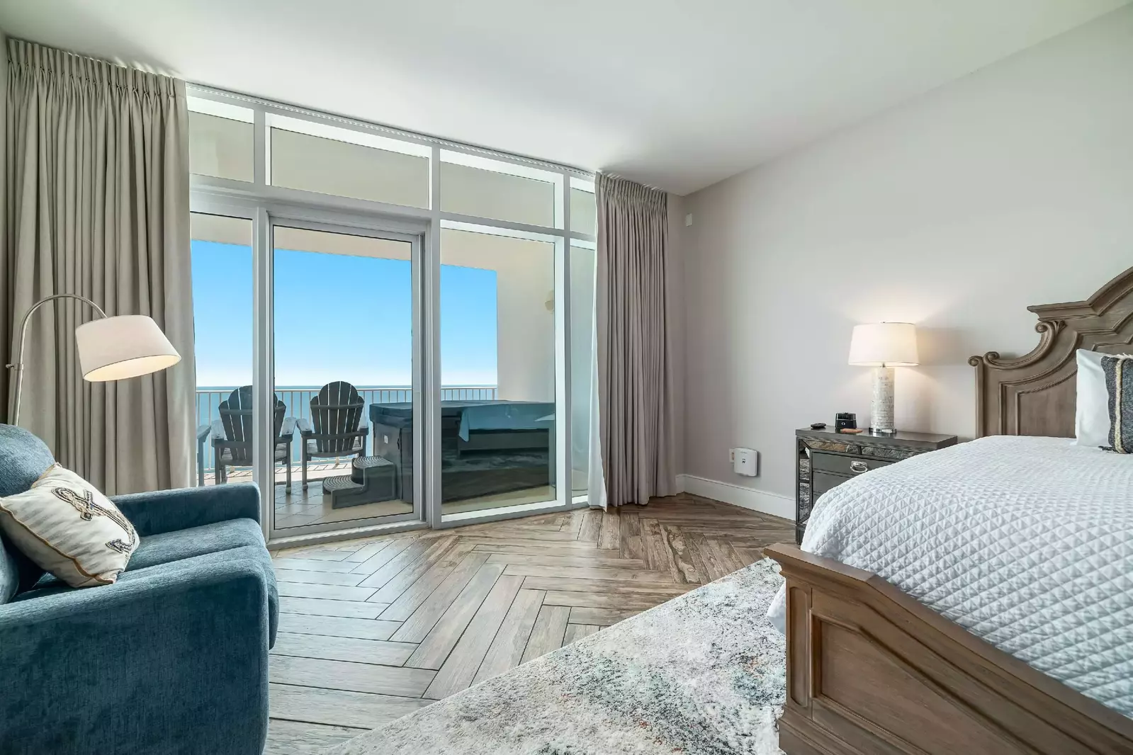 Turquoise Place C2007