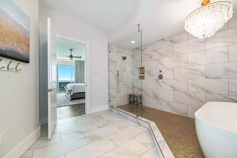 Turquoise Place C2007