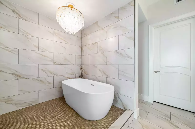 Turquoise Place C2007