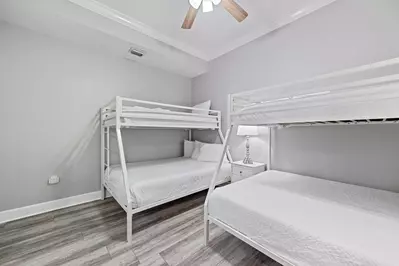 Phoenix on the Bay 1-1114