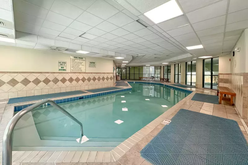 Phoenix on the Bay 1-1114