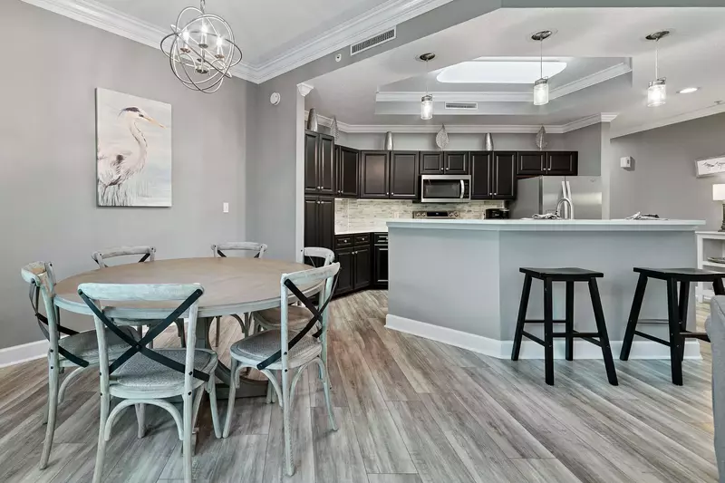 Phoenix on the Bay 1-1114