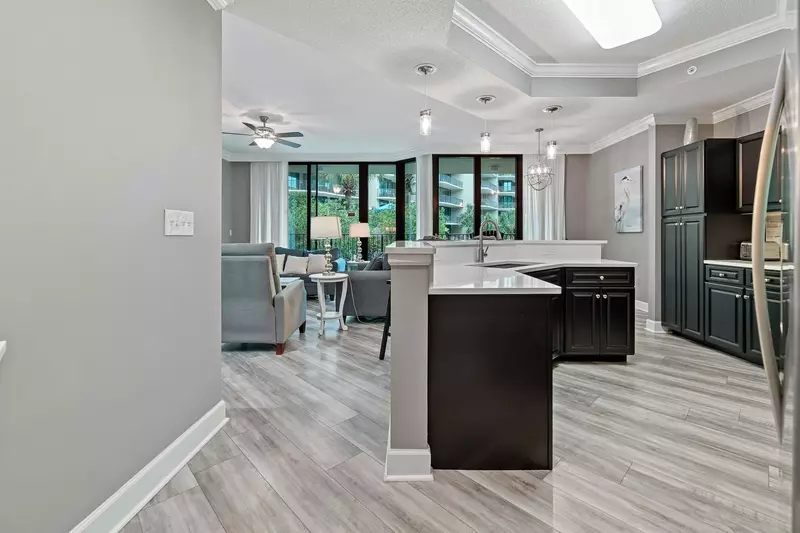 Phoenix on the Bay 1-1114