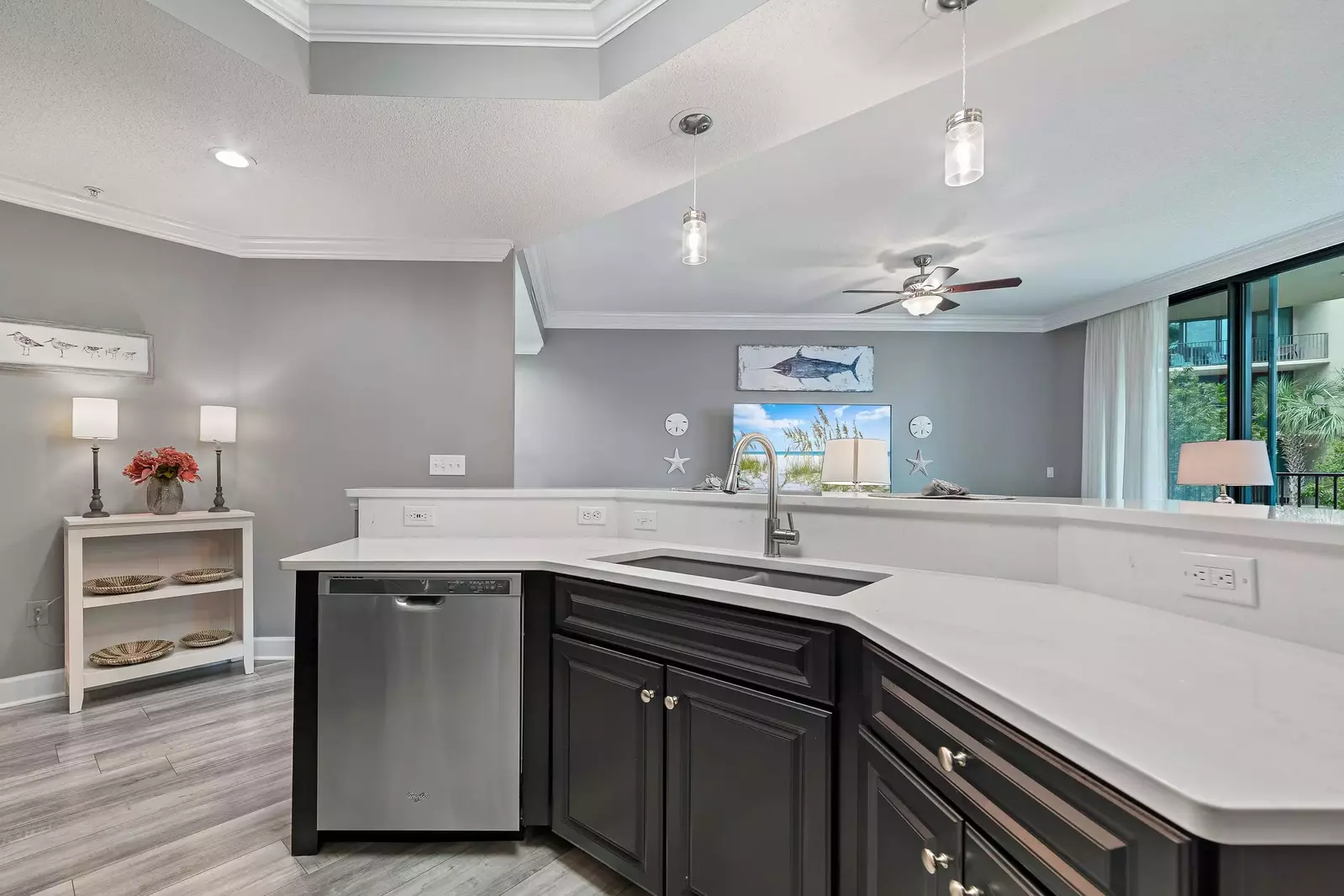 Phoenix on the Bay 1-1114