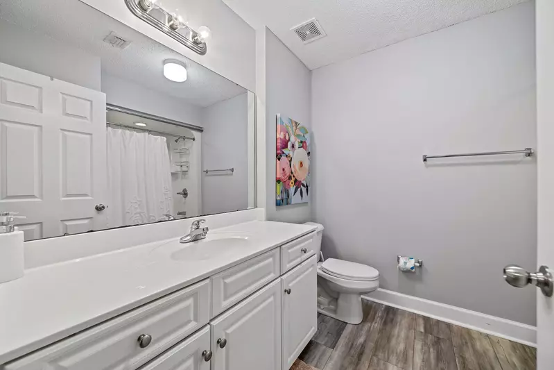 Phoenix on the Bay 1-1114