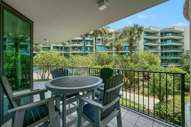 Phoenix on the Bay 1-1114