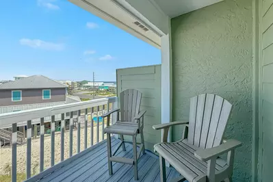 Lagoon Landing 303