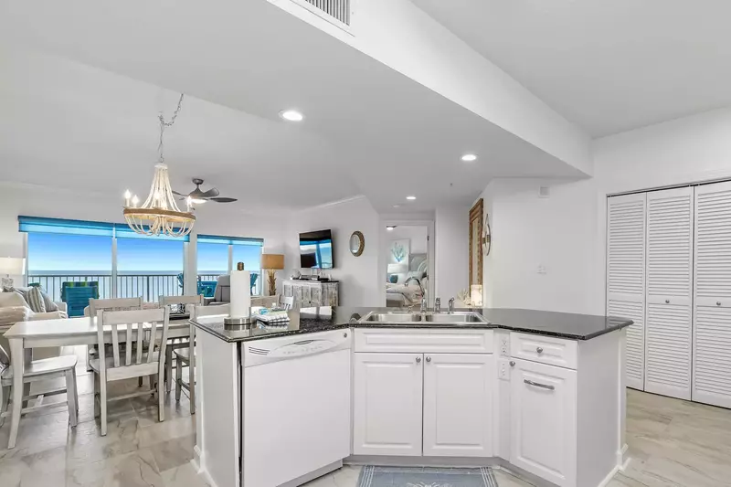 Admirals Quarters 1103