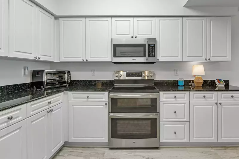 Admirals Quarters 1103