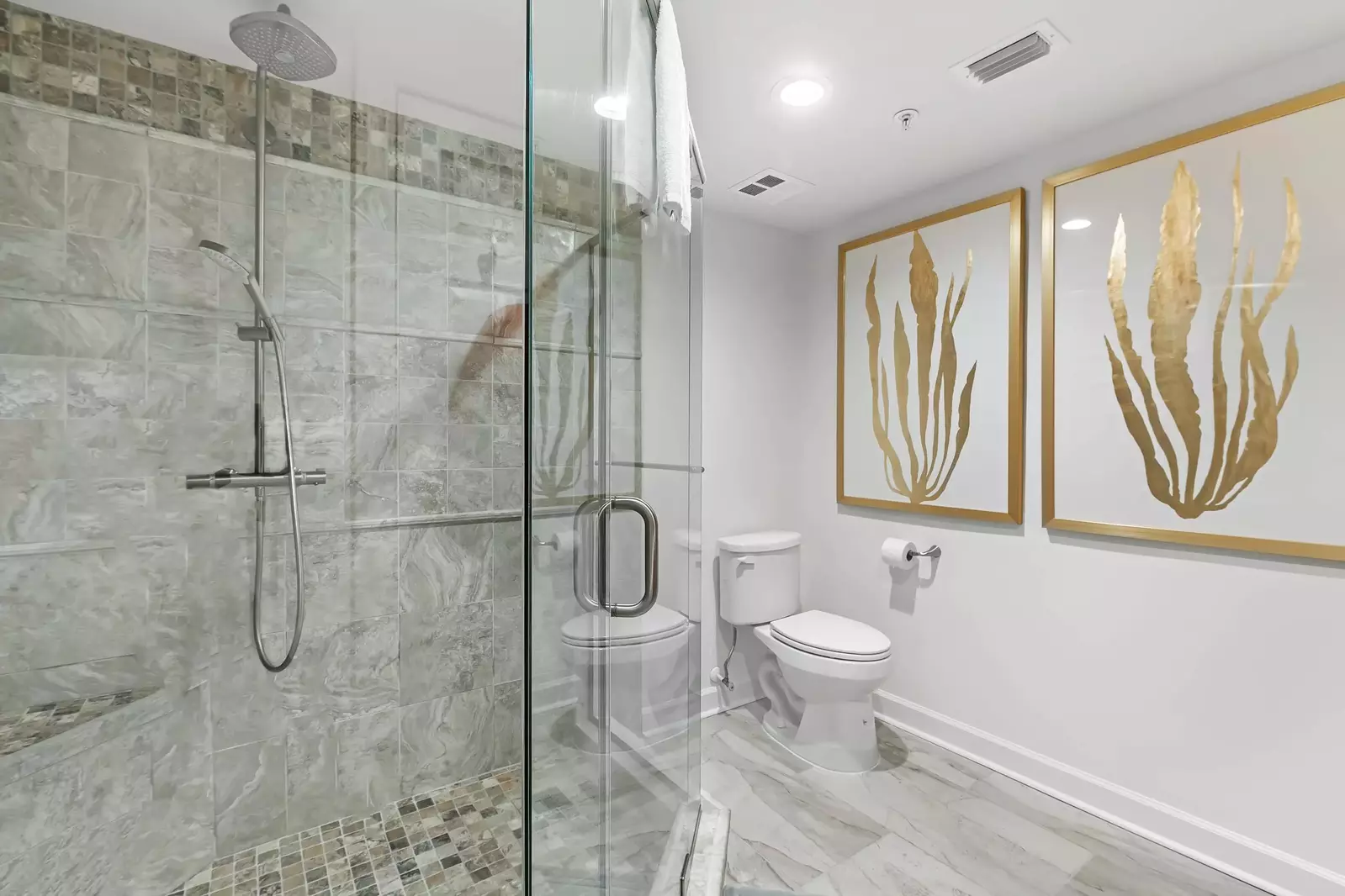 Admirals Quarters 1103