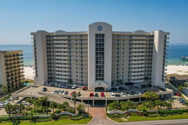 Admirals Quarters 1103