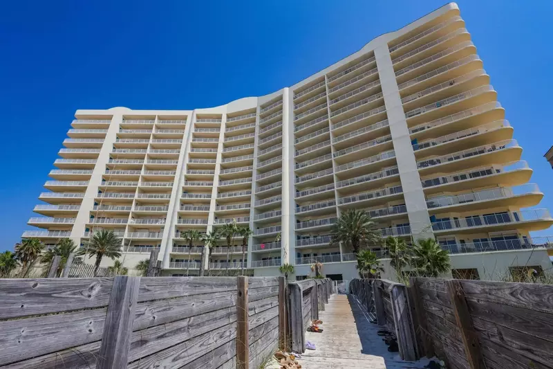 Admirals Quarters 1103